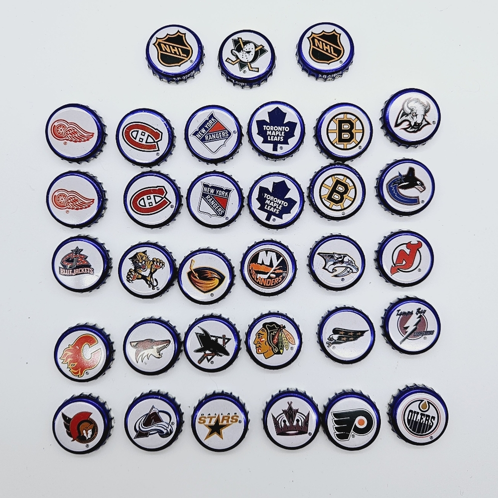 NHL | Labatt Blue hockey beer bottle cap collection 33 pc